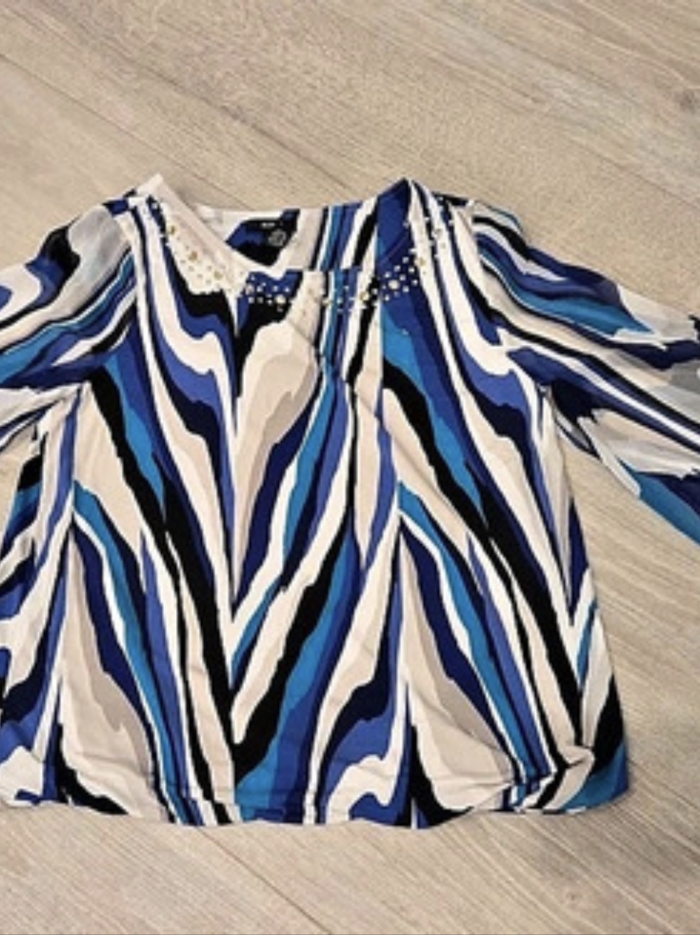 ALANI Abstract Print Embellished Blouse in Blue & White